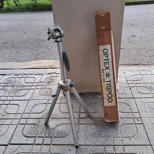 Cavalletto treppiede optex - cavalletto, in
